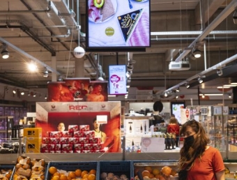 Use Digital Signage to communicate with impact outside the category