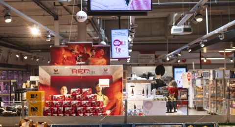 Use Digital Signage to communicate with impact outside the category